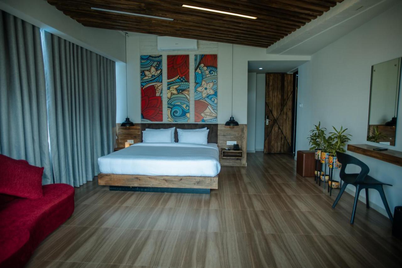 Jade City Hotel Pokhara Exterior foto