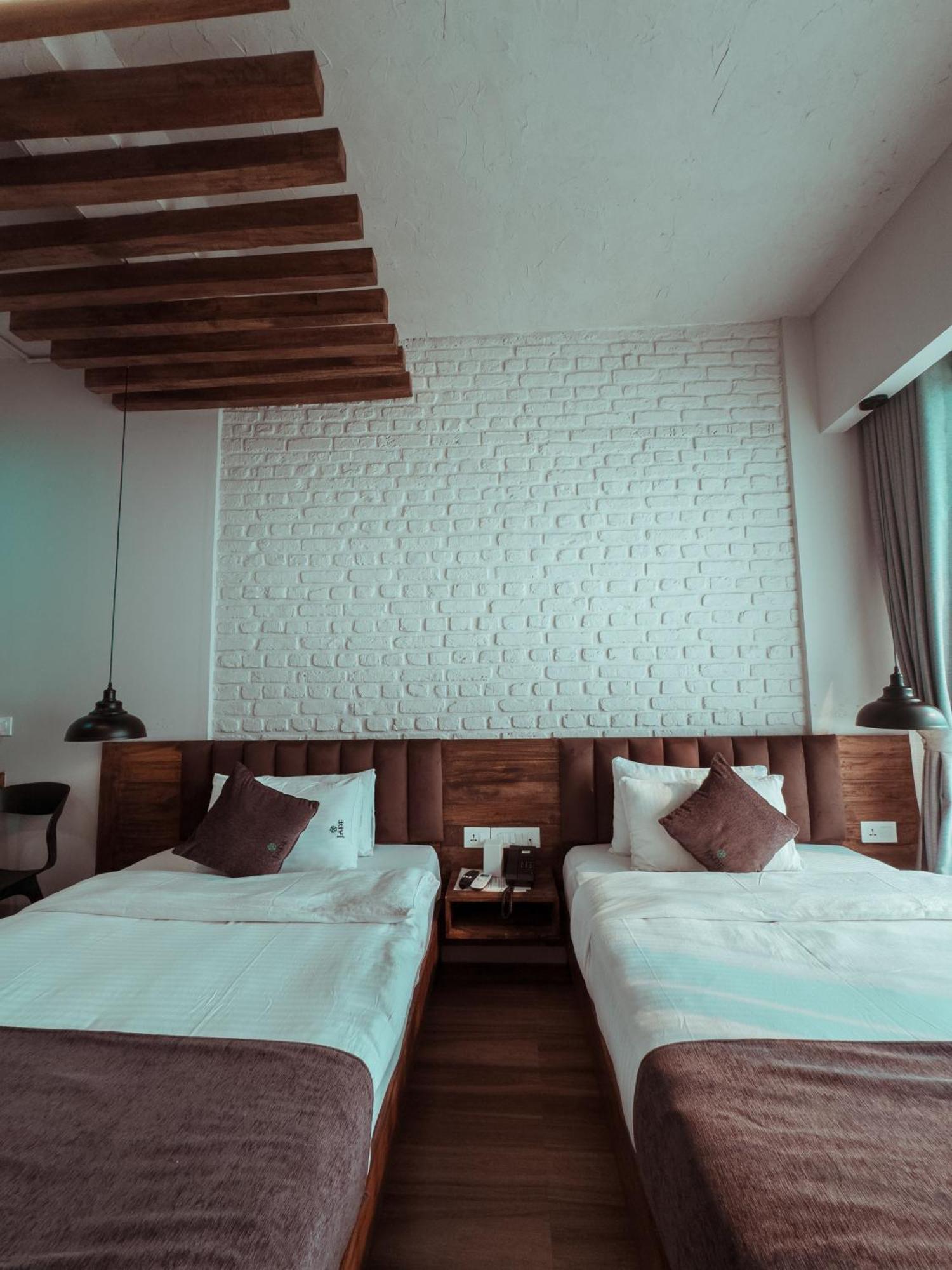 Jade City Hotel Pokhara Exterior foto